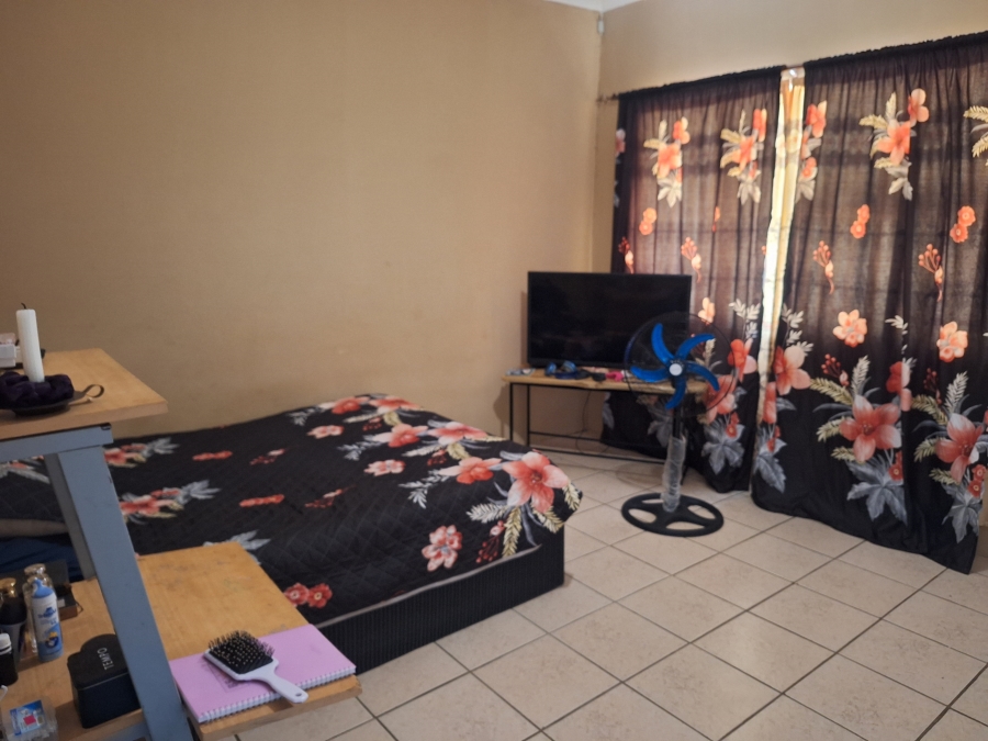 To Let 2 Bedroom Property for Rent in Mosel Eastern Cape